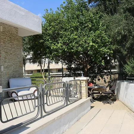 Auberge de jeunesse Costas Action 2 *