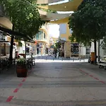 Vandrerhjem Costas Action 2