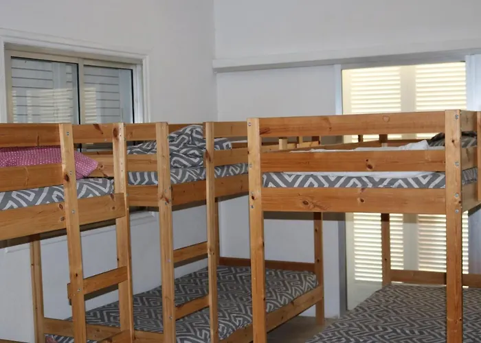 Costas Action 2 Hostel *