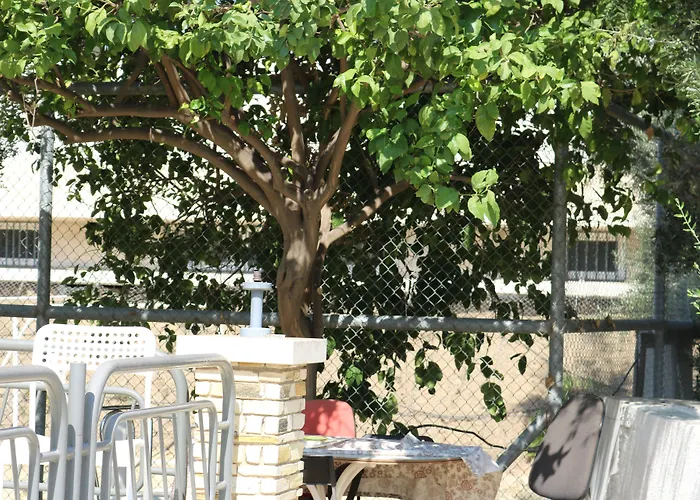 Costas Action 2 Hostel *