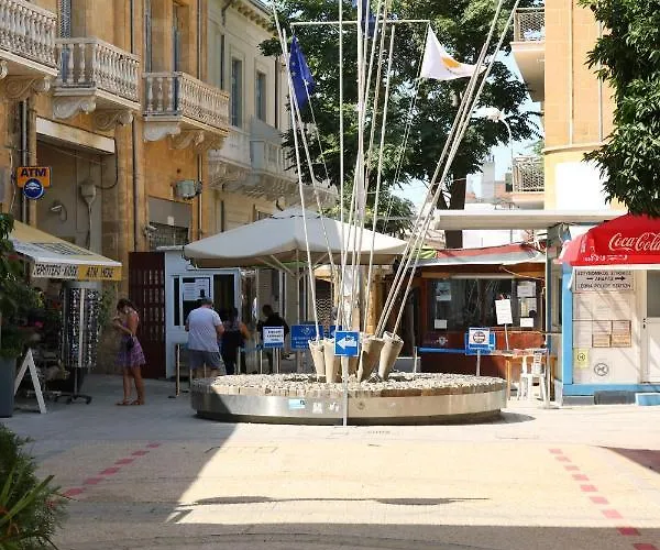 旅馆 Costas Action 2 *