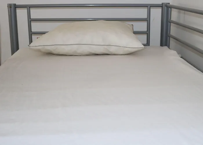 Costas Action 2 旅馆 尼科西亚