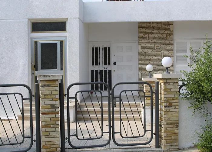 Costas Action 2 旅馆